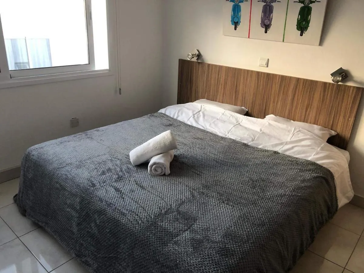 Ayia Napa Luxury Suites 0*, Ayia Napa